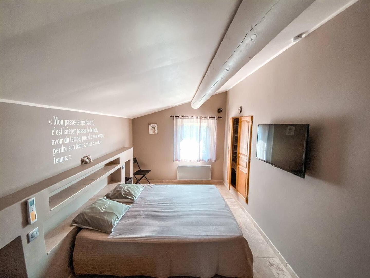 La Petite Colline Villa Апт Екстериор снимка
