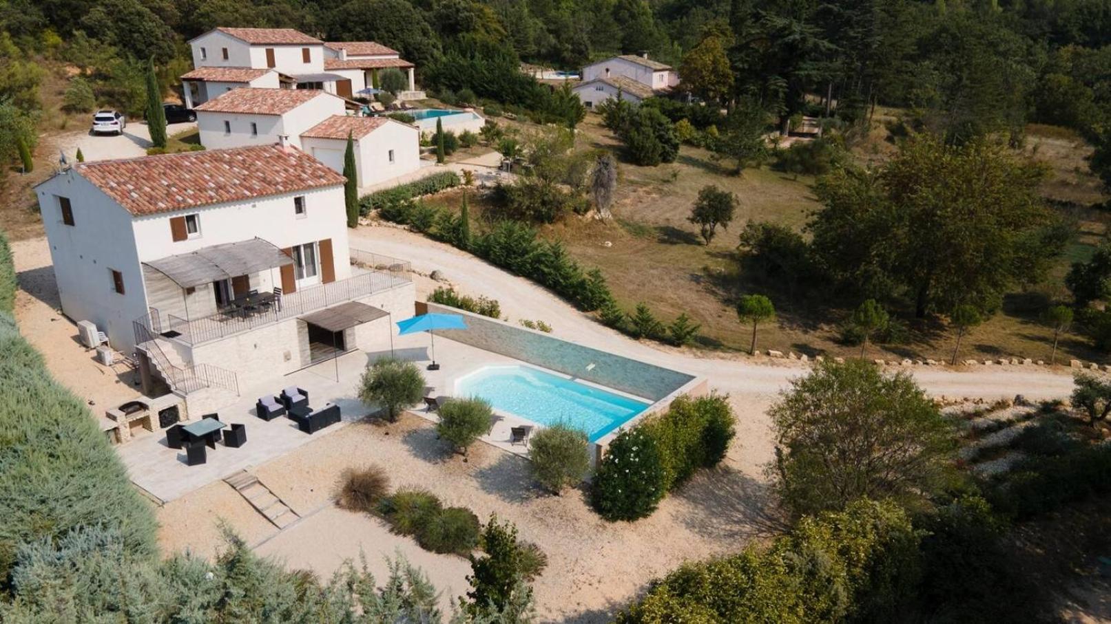 La Petite Colline Villa Апт Екстериор снимка